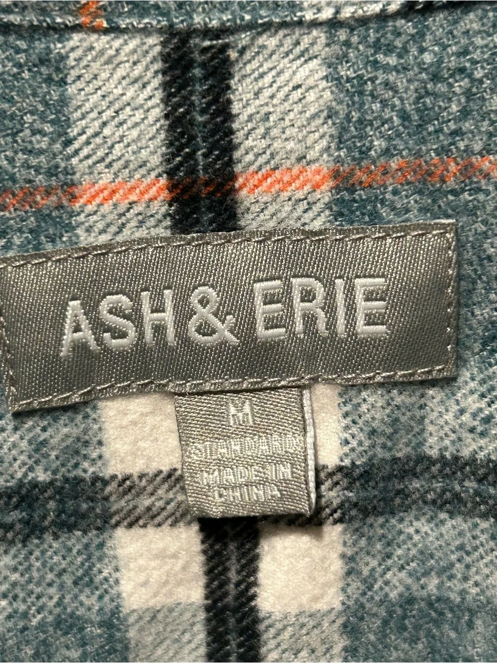 Ash & Erie Flannel Plaid Button Down Shirt Cotton , Medium , like new